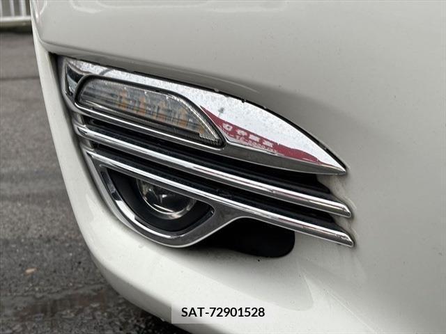 Nissan FUGA 2015-08 224594-11