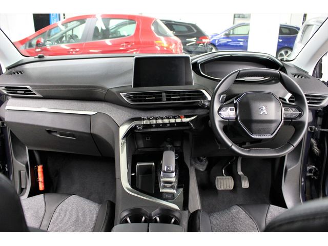 Peugeot 5008 2018-07 27445-29