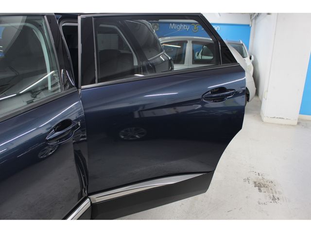 Peugeot 5008 2018-07 27445-18