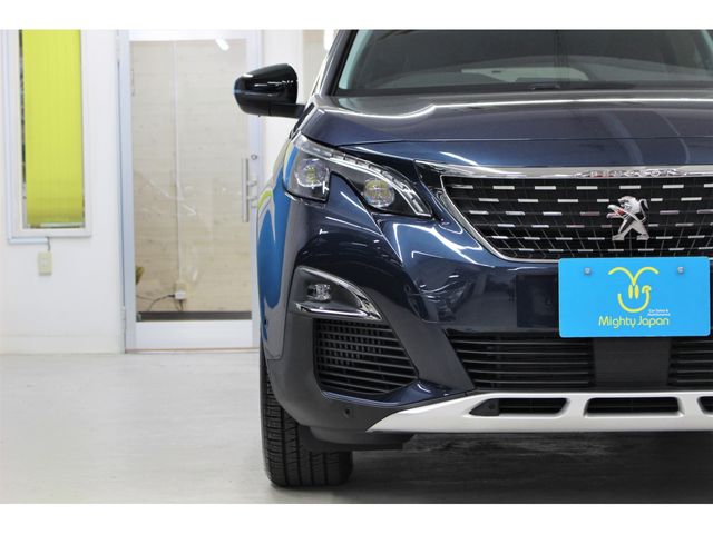 Peugeot 5008 2018-07 27445-4