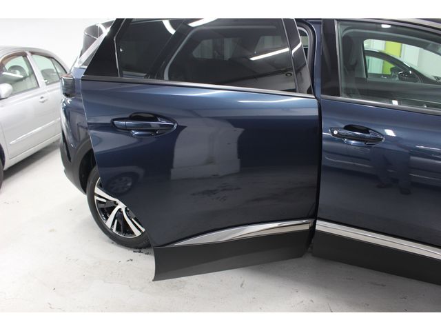 Peugeot 5008 2018-07 27445-14