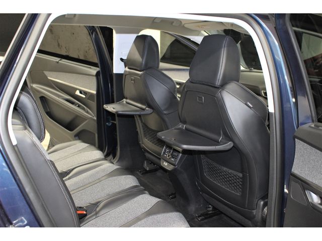 Peugeot 5008 2018-07 27445-25