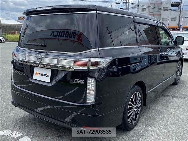 Nissan ELGRAND 2015-06 330840-12