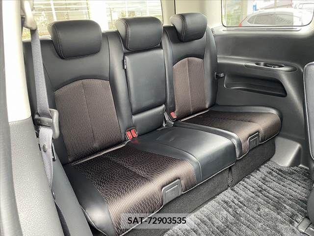 Nissan ELGRAND 2015-06 330840-21