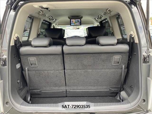 Nissan ELGRAND 2015-06 330840-19