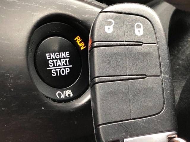 Jeep GRAND CHEROKEE 2018-05 182971-7
