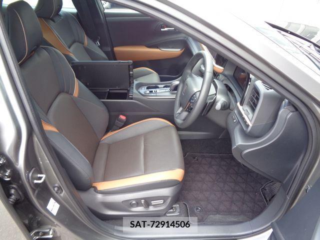 Toyota CROWN 2022-11 297731-3