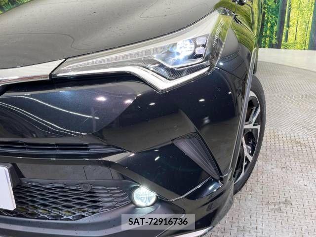 Toyota C-HR 2017-02 295009-12