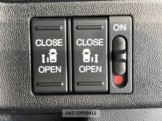 Honda e 2021-07 343755-5
