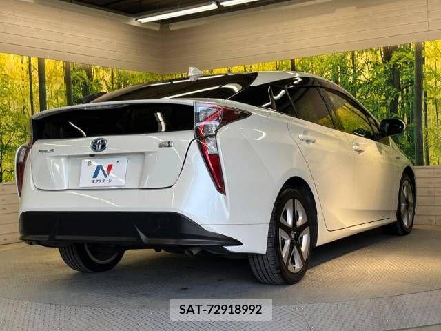 Toyota PRIUS 2015-12 281905-17