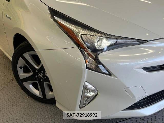 Toyota PRIUS 2015-12 281905-12