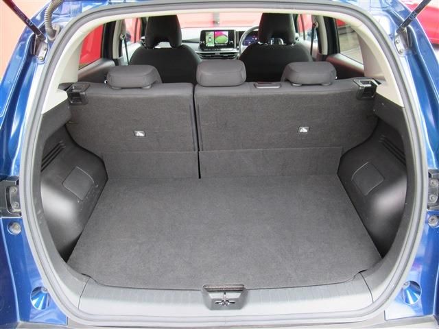 Nissan NOTE 2021-11 194728-7