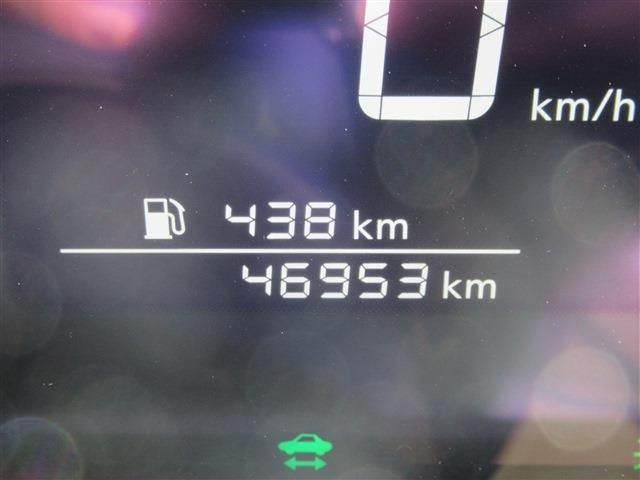 Nissan NOTE 2021-11 194728-23