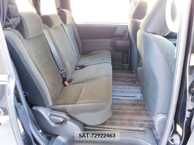 Toyota NOAH 2010-09 222737-10