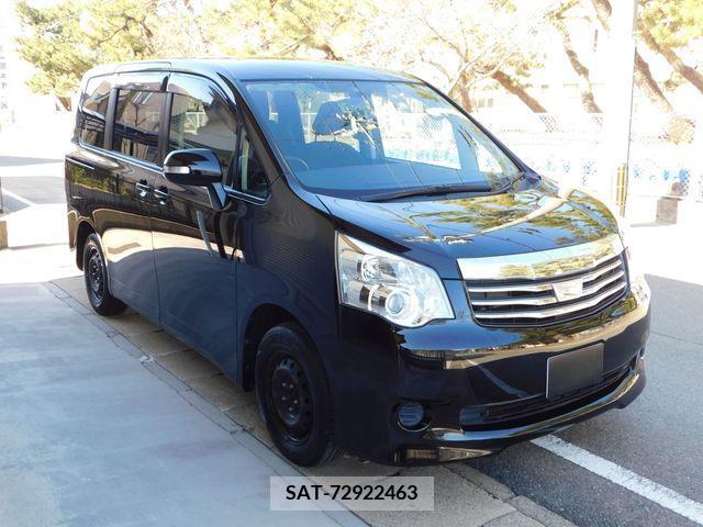 Toyota NOAH 2010-09 222737-4