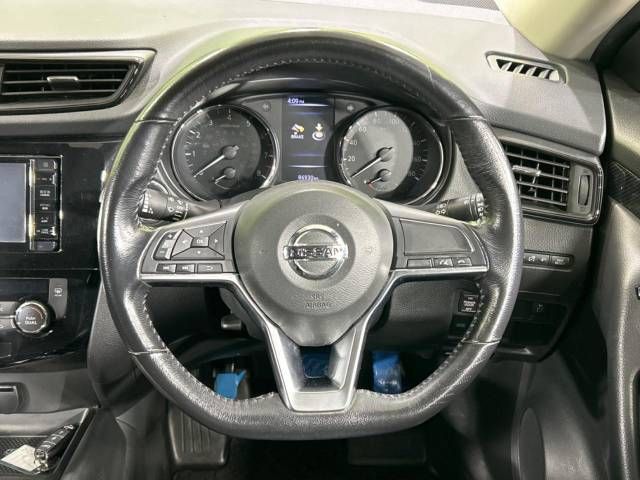 Nissan X-TRAIL 2018-03 189432-11