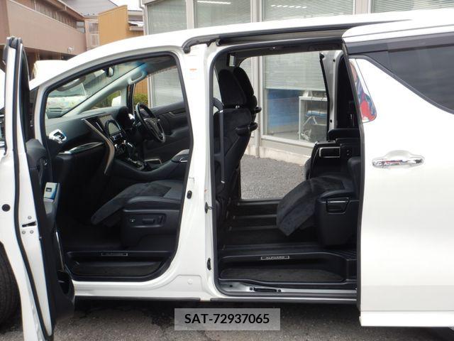 Toyota ALPHARD 2017-05 232184-18