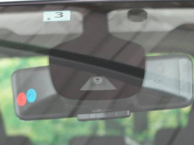 Nissan SERENA 2017-03 21502-7