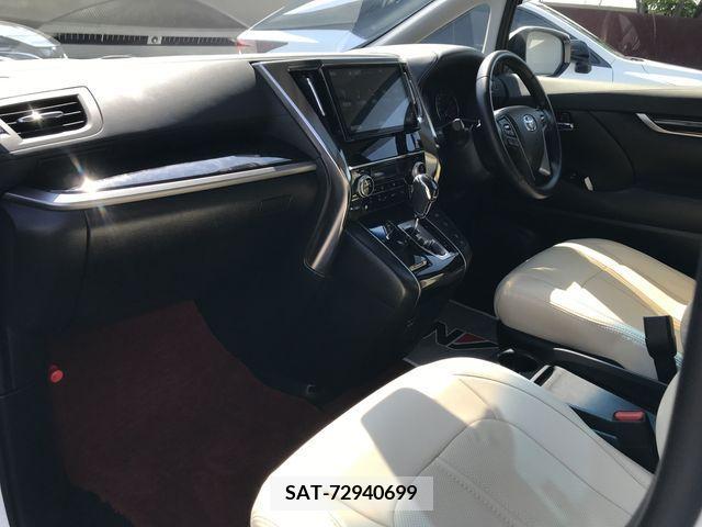 Toyota ALPHARD 2019-04 376042-21