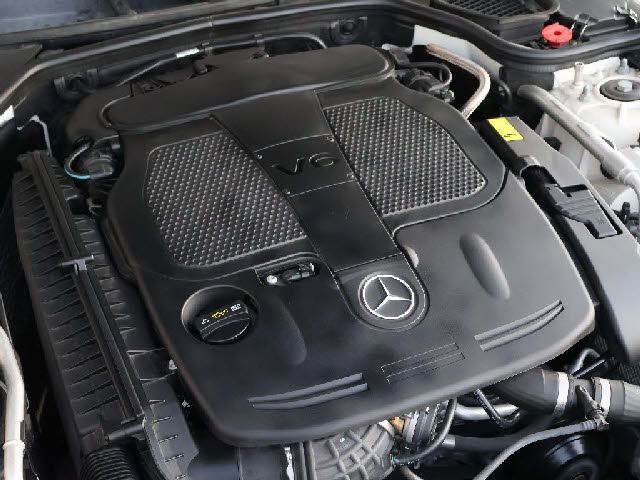 Mercedes Benz SL-CLASS 2013-08 182750-5