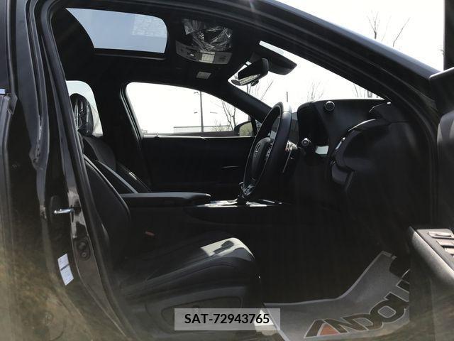 Lexus UX 2023-02 209139-9