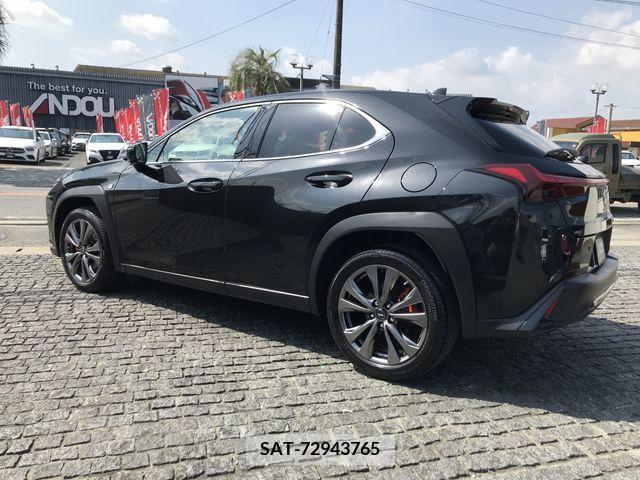 Lexus UX 2023-02 209139-3