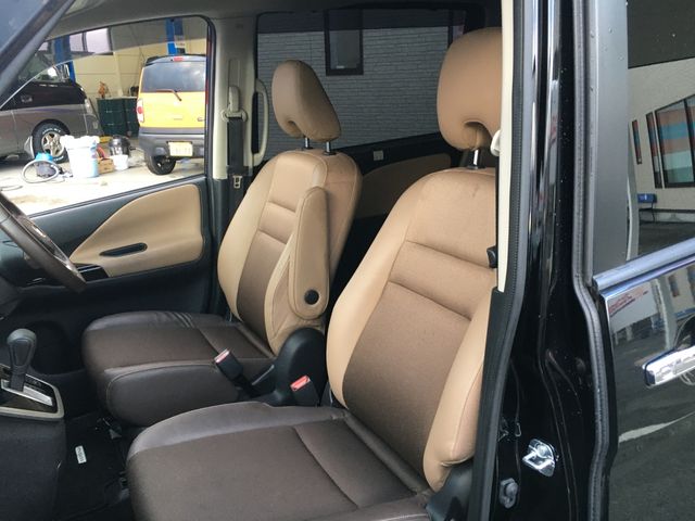 Nissan SERENA 2016-08 181651-11