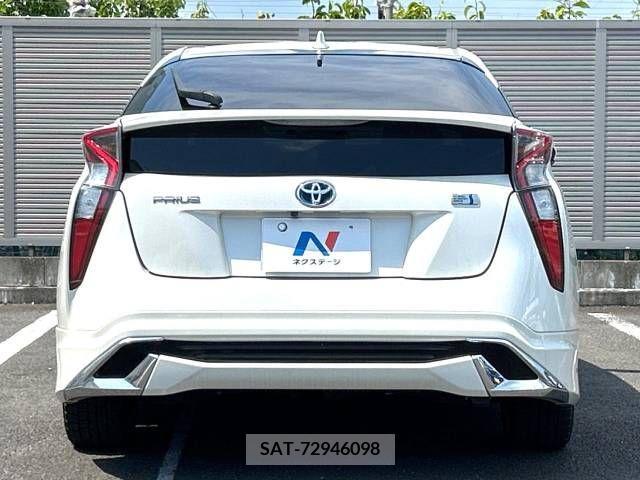 Toyota PRIUS 2018-05 322317-15