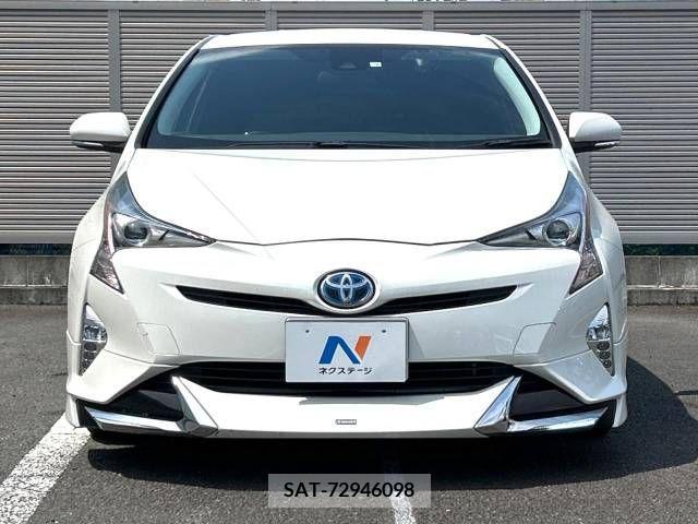 Toyota PRIUS 2018-05 322317-14