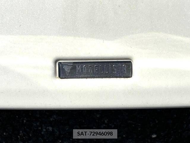 Toyota PRIUS 2018-05 322317-4