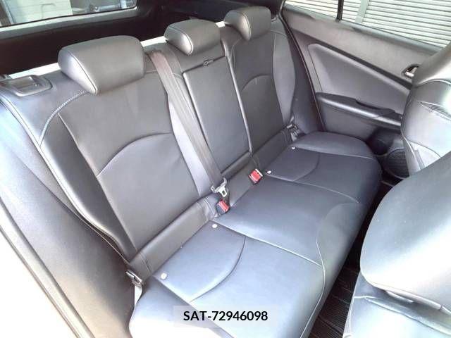 Toyota PRIUS 2018-05 322317-9