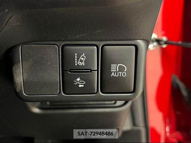 Toyota AQUA 2018-11 214754-6