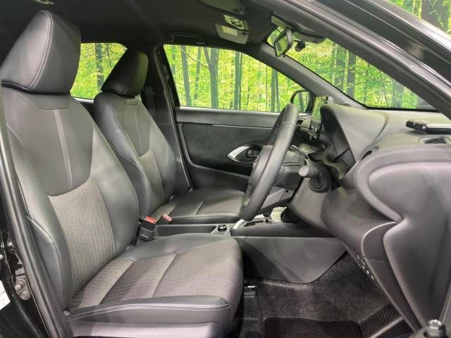 Toyota YARIS CROSS 2023-04 27987-8