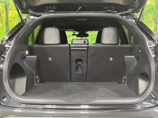 Toyota YARIS CROSS 2023-04 27987-10