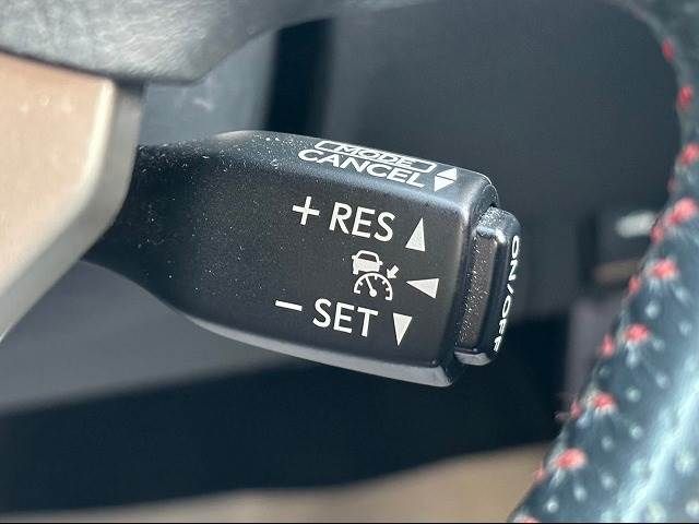 Lexus IS 2013-05 14296-6