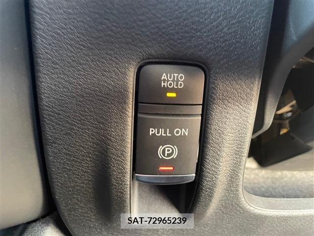 Nissan SERENA 2023-03 216904-15