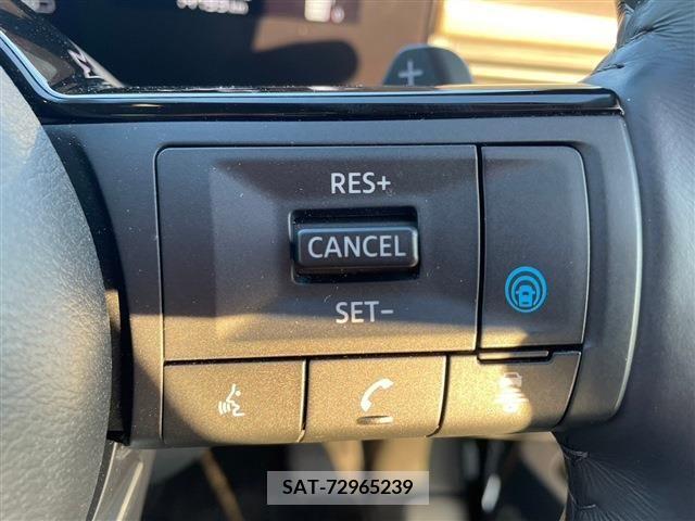 Nissan SERENA 2023-03 216904-12