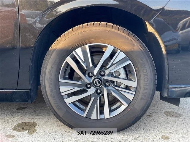Nissan SERENA 2023-03 216904-9