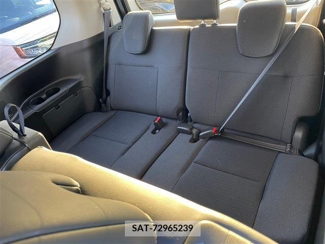 Nissan SERENA 2023-03 216904-4