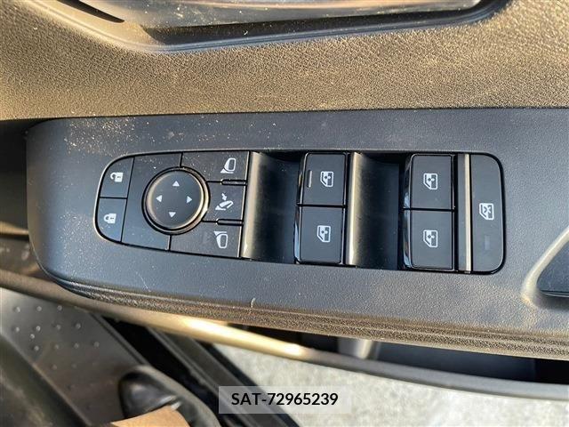 Nissan SERENA 2023-03 216904-19