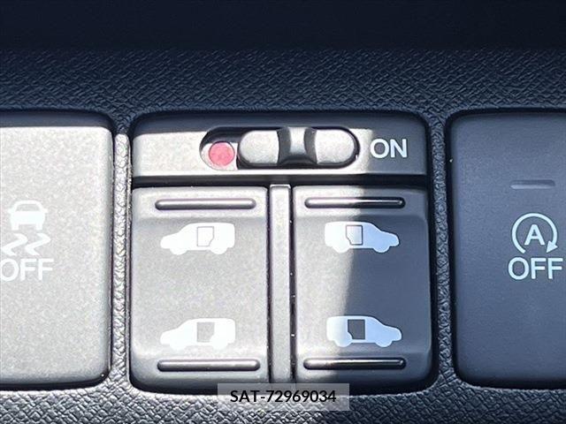 Honda e 2013-05 383234-4