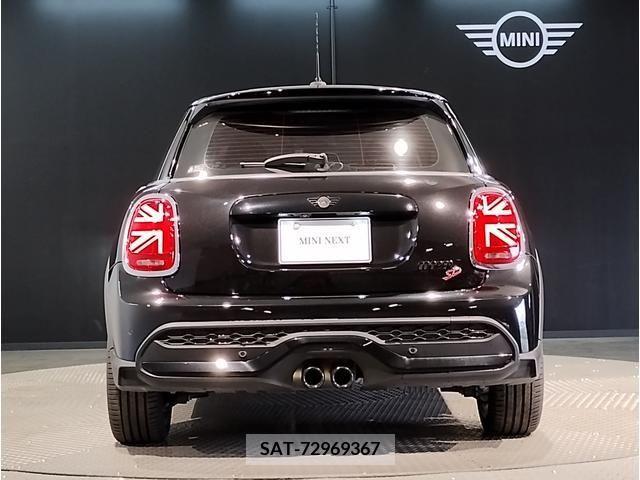 Bmw MINI 2022-01 203926-4