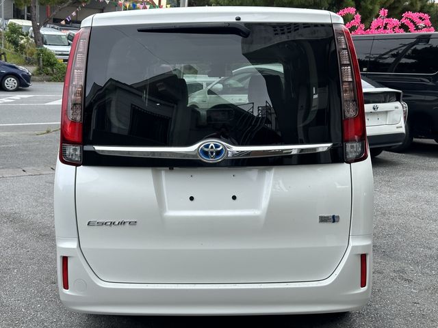 Toyota ESQUIRE 2016-03 8376-4
