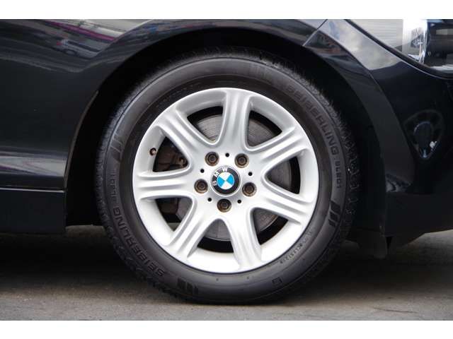 Bmw 1 SERIES 2013-06 1140-16