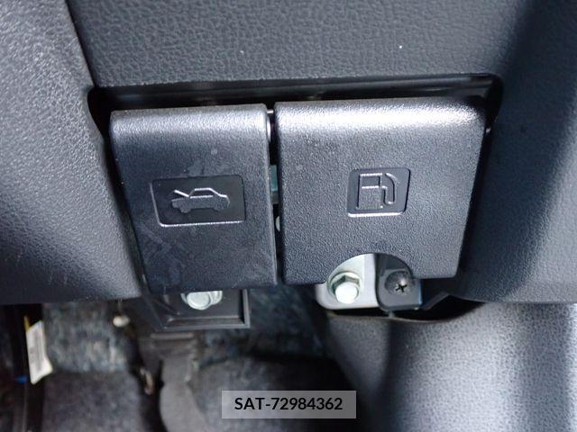 Nissan NOTE 2020-06 279828-11