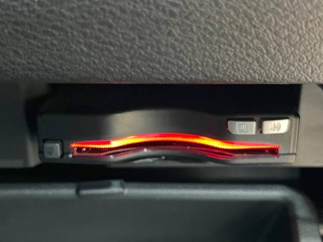Nissan SERENA 2018-08 193683-9