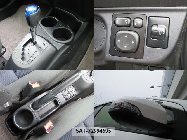 Toyota AQUA 2017-04 337612-11