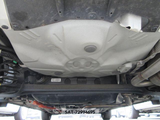 Toyota AQUA 2017-04 337612-29