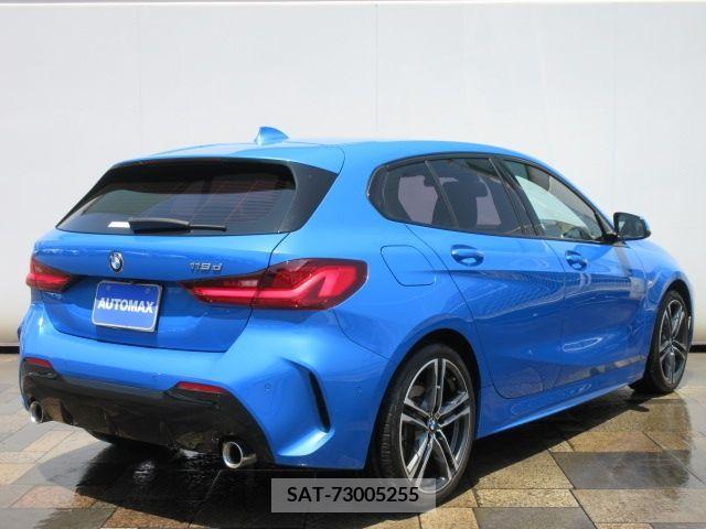 Bmw 1 SERIES 2021-05 261842-2