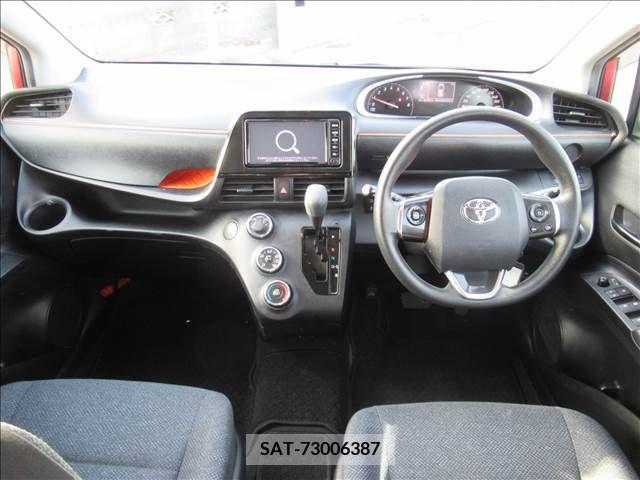 Toyota SIENTA 2017-12 373282-7